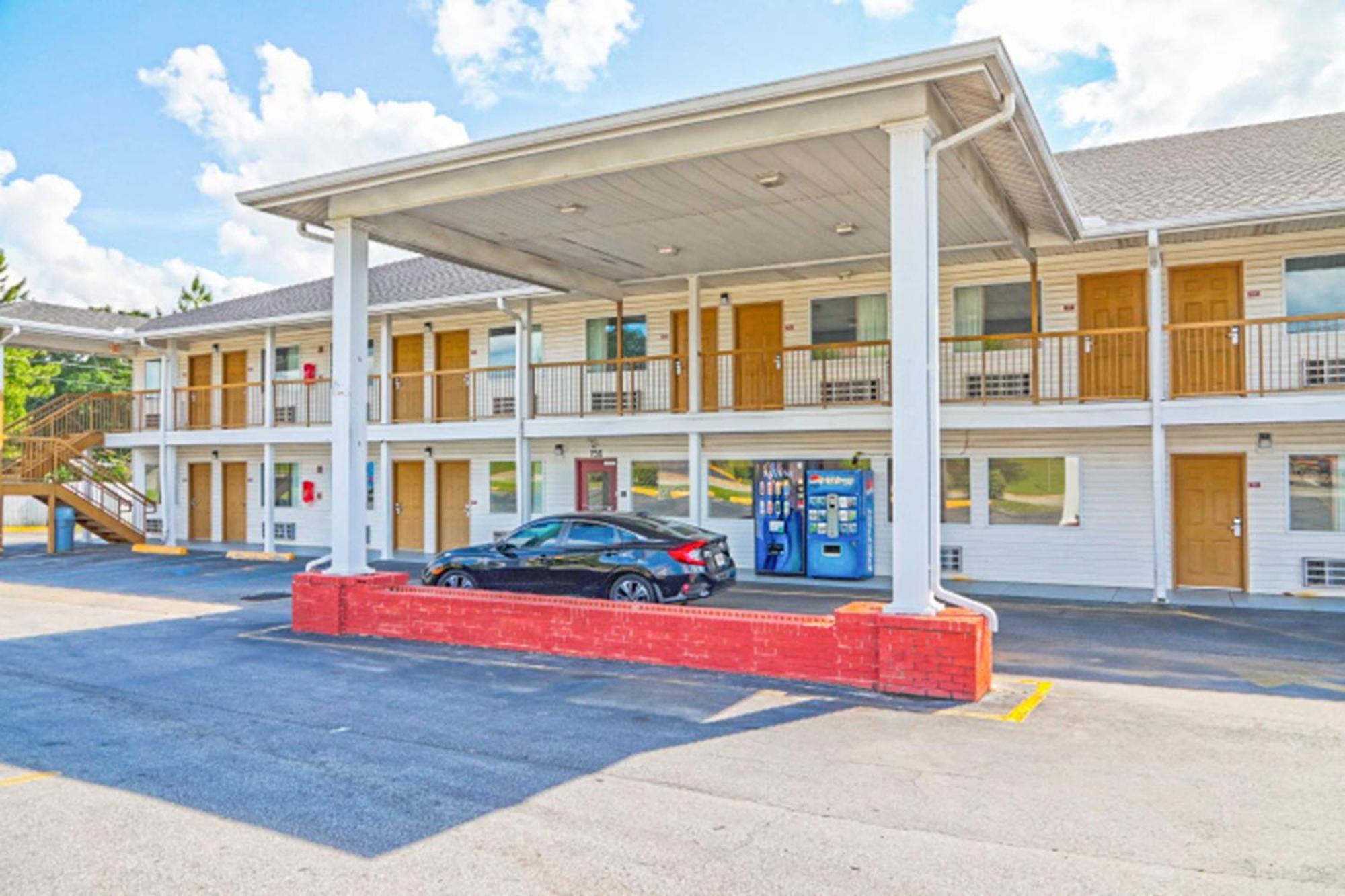 Economy Inn By Oyo Ashburn Exterior foto